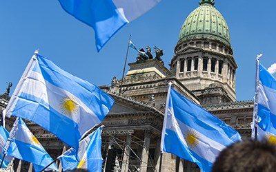 Argentina: una ley de paridad de género revela la persistente desigualdad religiosa que afecta a las minorías no católicas