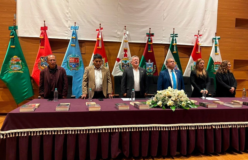 ANDEB, Miembro Pleno de AEL en Bolivia, Celebra Día Nacional del Pastor en el Congreso