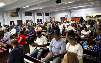 AEDO, Miembro Pleno de AEL, Realiza Seminario para fortalecer el liderazgo y las congregaciones